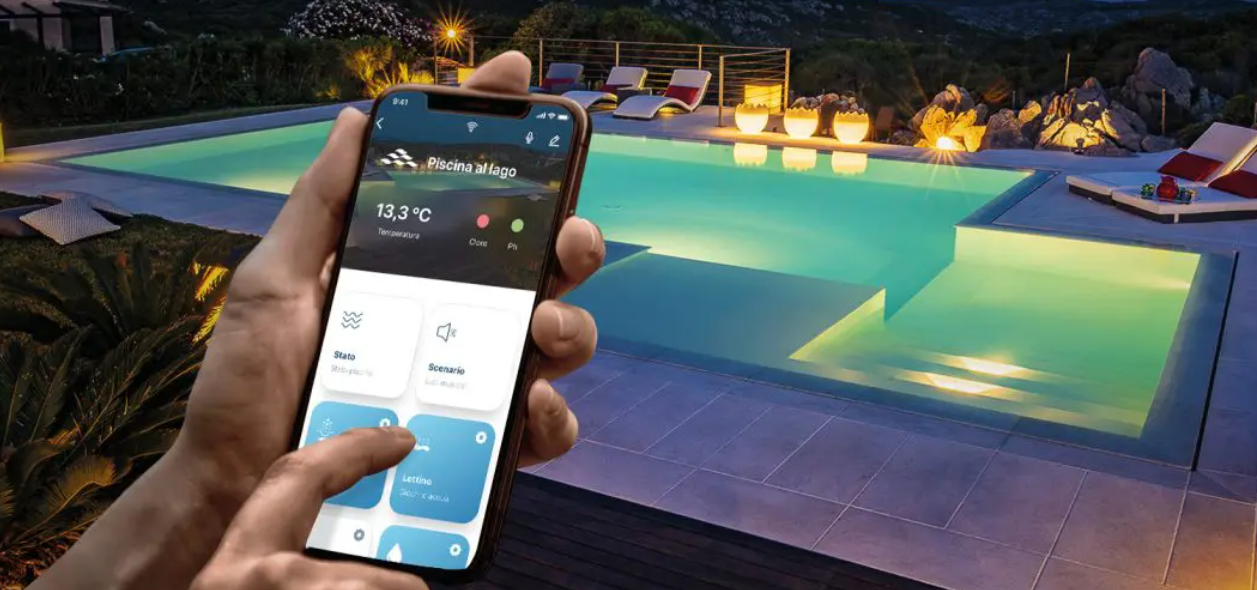 Piscina inteligente AcuaNova con tecnología SmartControl avanzada